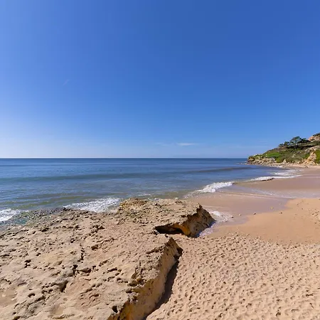 아파트 Belharucas, 400 Meters From *