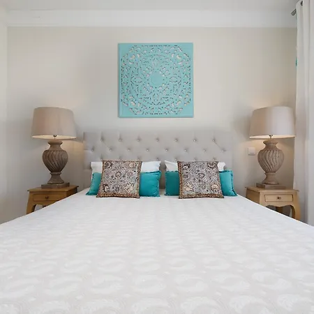 Belharucas, 400 Meters From * البوفيرا